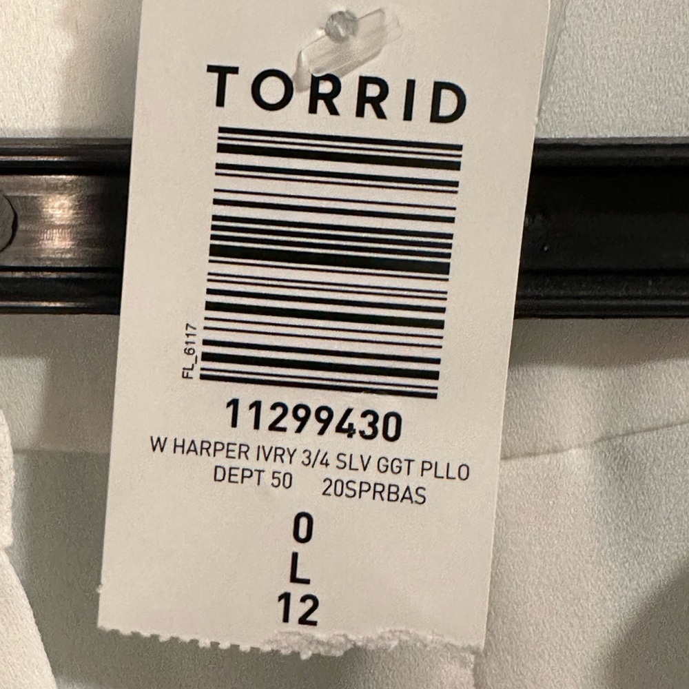 Torrid blouse - Picture 7 of 8
